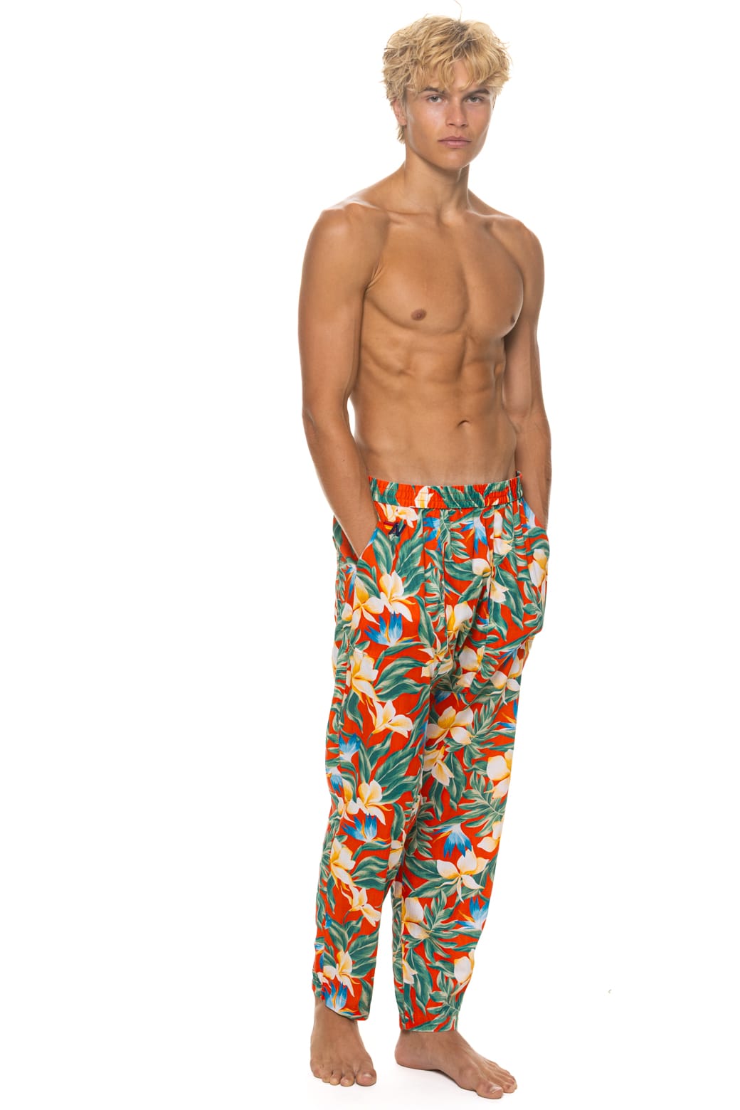UNISEX COTTON LUXE POPLIN RELAXED PANT - RED // KAUAI - Image 5