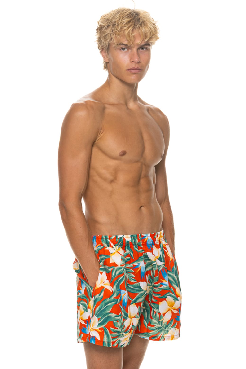 MEN'S COTTON LUXE POPLIN RELAXED SHORT - RED // KAUAI - Image 4