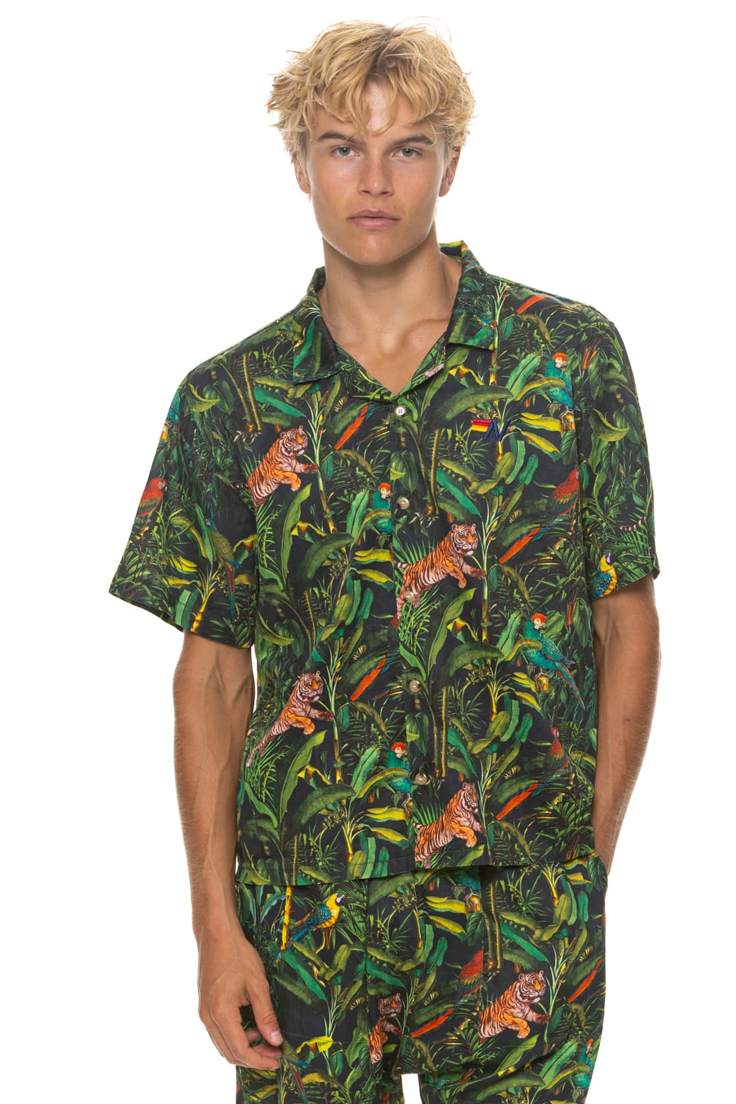 Alternative view of UNISEX COTTON LUXE POPLIN RESORT SHIRT - VINTAGE BLACK // JUNGLE
