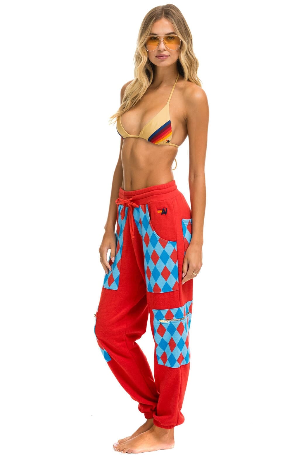 Alternative view of DIAMOND SMILEY 2 EMBROIDERY CARGO COLOR BLOCK SWEATPANTS - RED //SKY